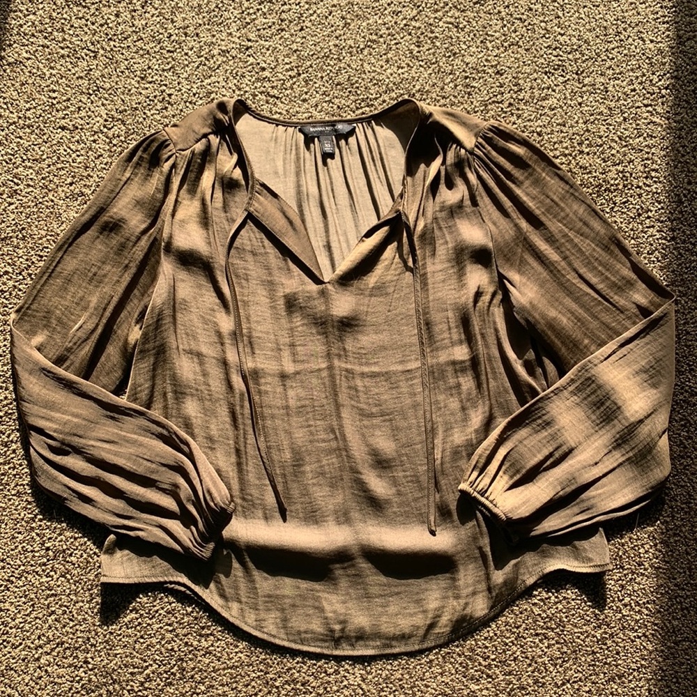 Banana Republic green blouse
